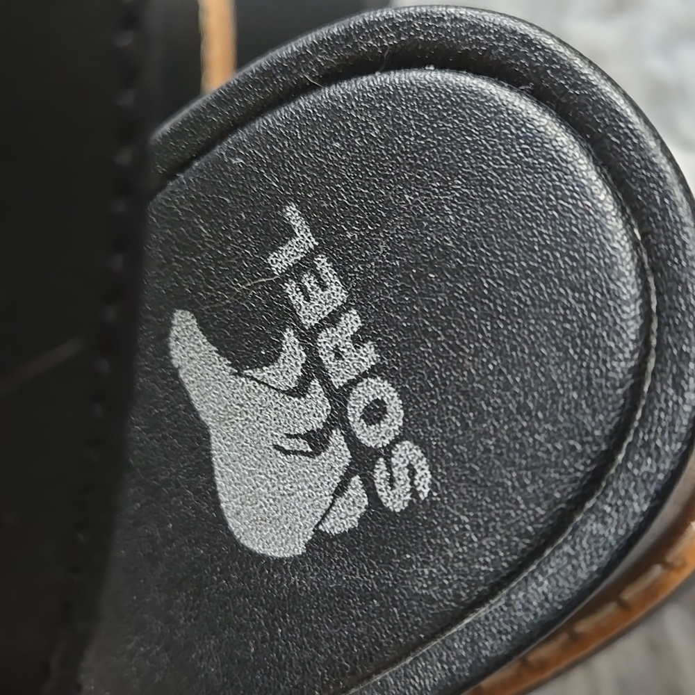 Sorel Black/Tan Platform Sandals, Womens 9 - Picture 2 of 12